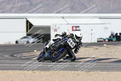 media/Jan-15-2026-Racers Edge (Thu) [[dfebeb70ab]]/2-A Group/Session 3 (Turn 16)/